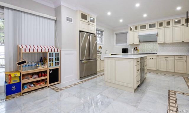 24814 Van Zandt Avenue, Little Neck, NY 11362