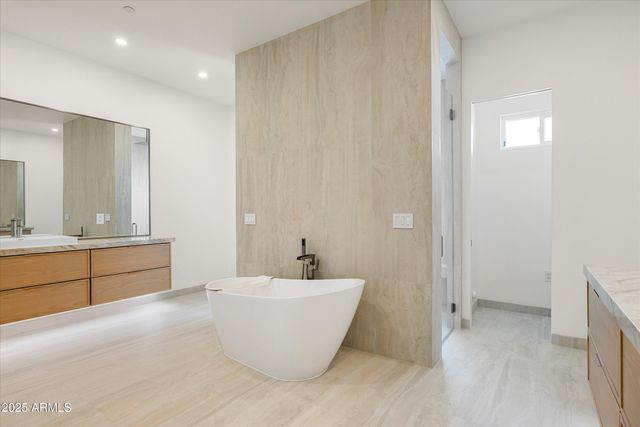 6026 E PERSHING Avenue, Scottsdale, AZ 85254