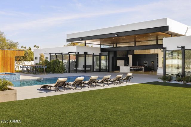 6026 E PERSHING Avenue, Scottsdale, AZ 85254