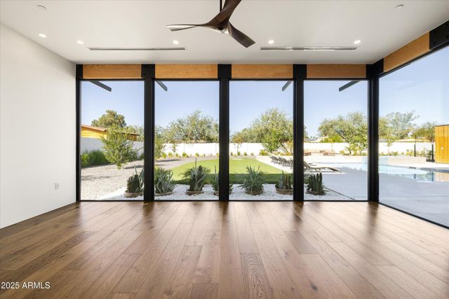 6026 E PERSHING Avenue, Scottsdale, AZ 85254