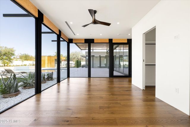 6026 E PERSHING Avenue, Scottsdale, AZ 85254