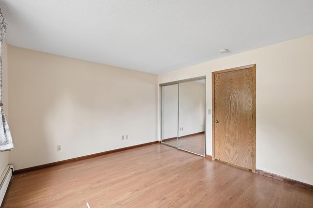 1011 41st Avenue NE 107, Columbia Heights, MN 55421