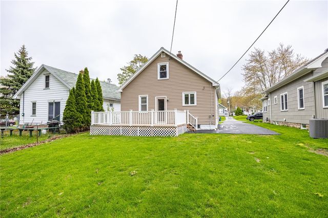 324 Conrad Drive, Greece, NY 14616