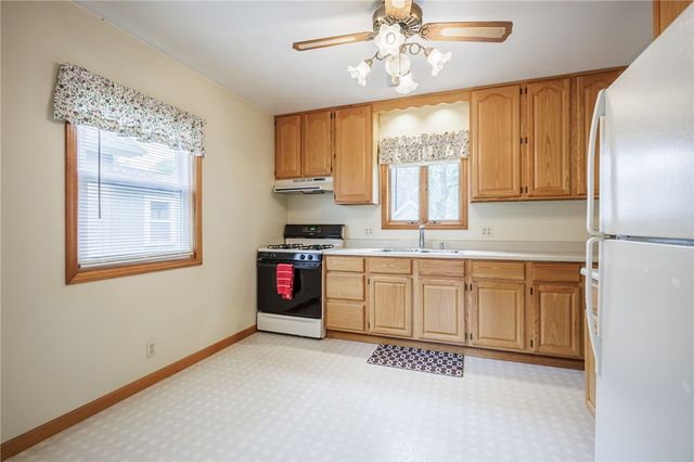 324 Conrad Drive, Greece, NY 14616