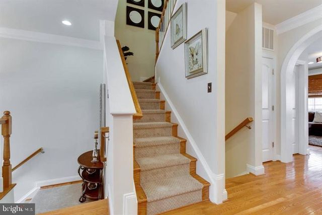 2149 RED VINE DR, Vienna, VA 22182