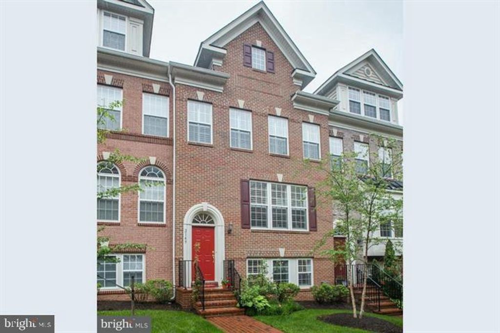 2149 RED VINE DR, Vienna, VA 22182