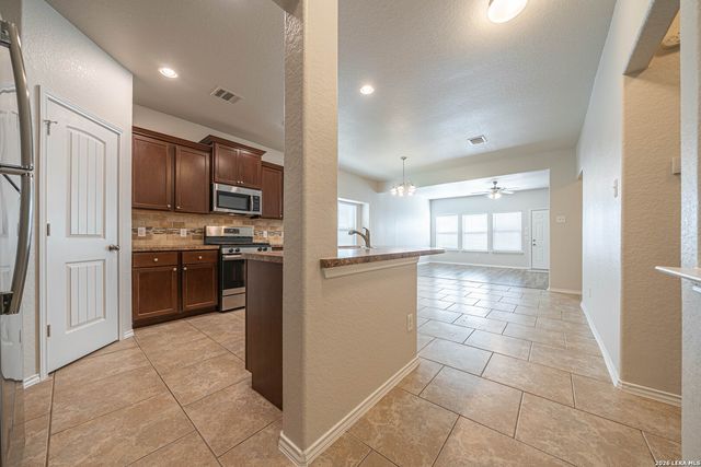 9138 Vondel, Converse, TX 78109