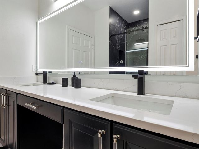 9011 Sand Shot Way, Port St. Lucie, FL 34986
