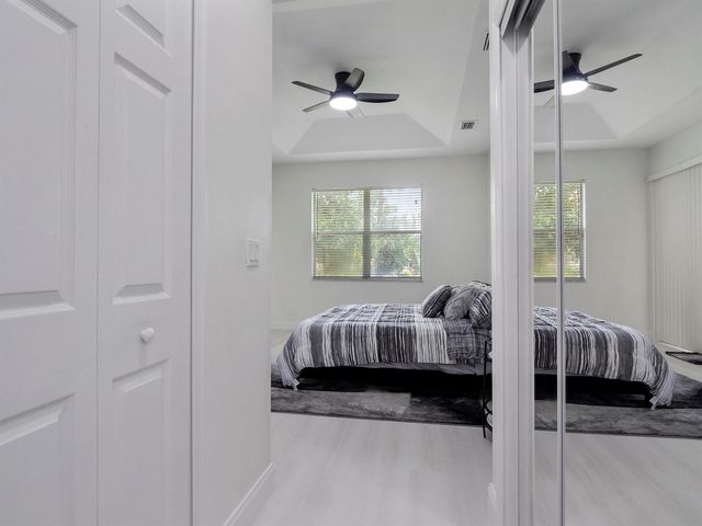 9011 Sand Shot Way, Port St. Lucie, FL 34986