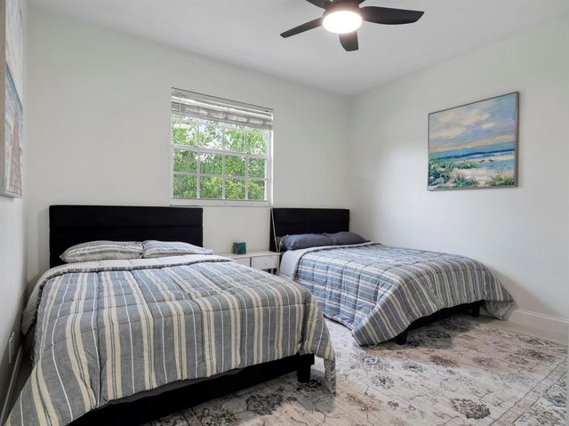 9011 Sand Shot Way, Port St. Lucie, FL 34986