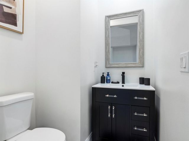 9011 Sand Shot Way, Port St. Lucie, FL 34986