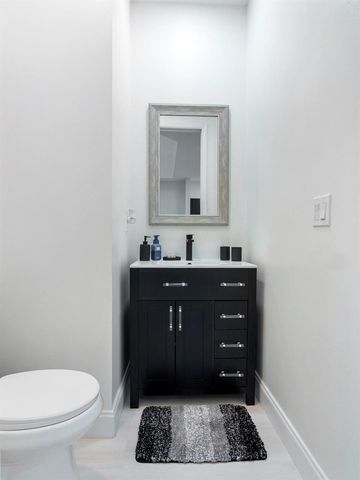 9011 Sand Shot Way, Port St. Lucie, FL 34986
