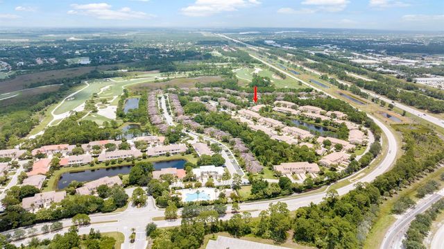 9011 Sand Shot Way, Port St. Lucie, FL 34986