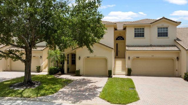 9011 Sand Shot Way, Port St. Lucie, FL 34986