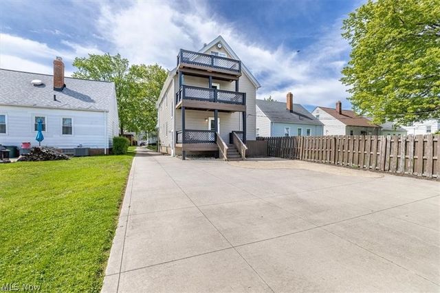 3806 Liggett Drive, Parma, OH 44134