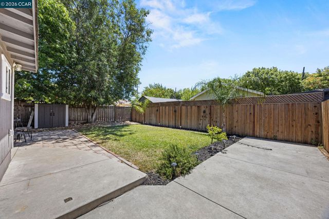 149 W 11Th St, Pittsburg, CA 94565