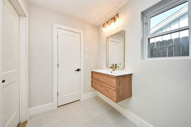 8114 Pella Drive, Houston, TX 77036