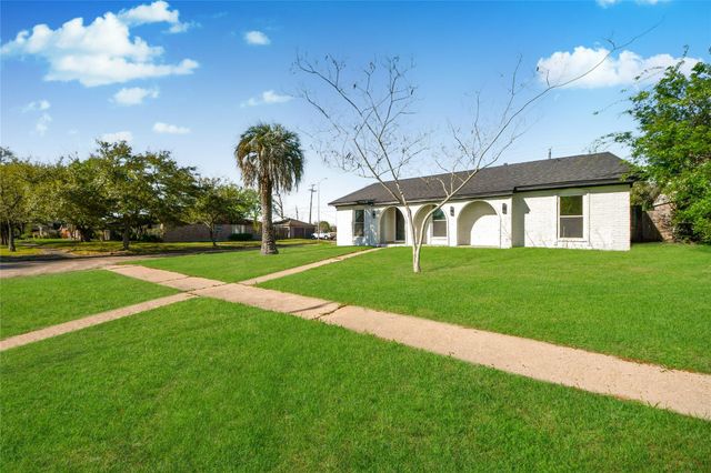 8114 Pella Drive, Houston, TX 77036