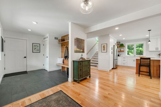 17 Winding Brook Road, Jericho, VT 05465