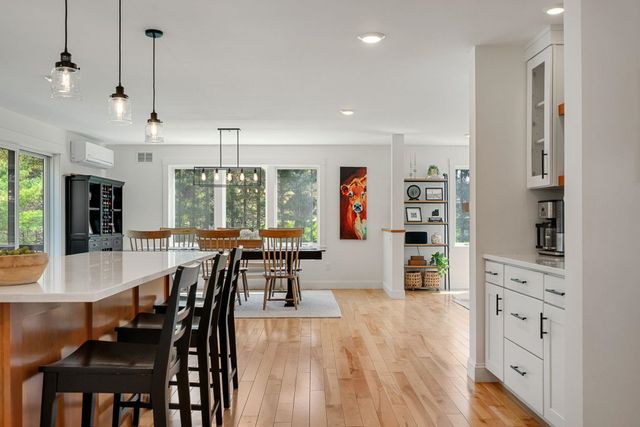 17 Winding Brook Road, Jericho, VT 05465