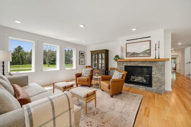 17 Winding Brook Road, Jericho, VT 05465