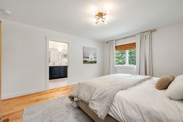 17 Winding Brook Road, Jericho, VT 05465