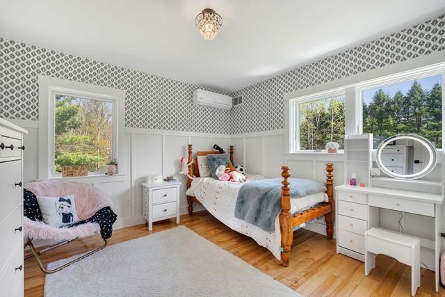 17 Winding Brook Road, Jericho, VT 05465
