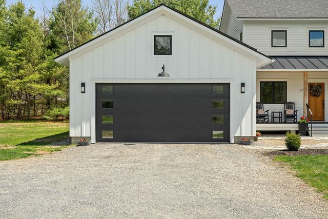 17 Winding Brook Road, Jericho, VT 05465
