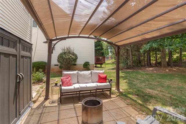 12002 Harmon Lane, Pineville, NC 28134