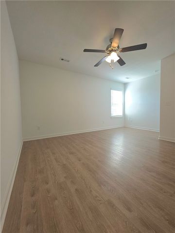 610 W Loren Drive, Siloam Springs, AR 72761