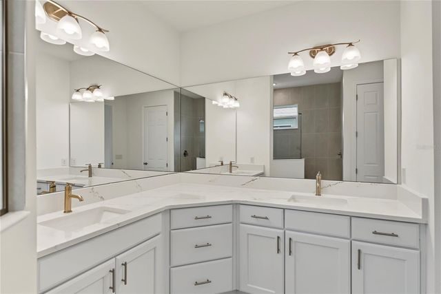 3951 KENNEBUNK LOOP, Mount Dora, FL 32757