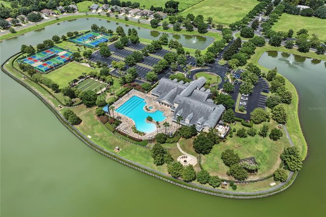 3951 KENNEBUNK LOOP, Mount Dora, FL 32757