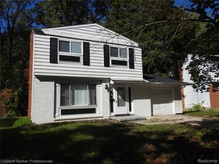 5919 Western Road, Flint, MI 48506