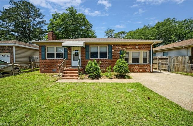 1425 Philmont AVE, Chesapeake, VA 23325