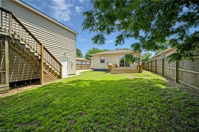 1425 Philmont AVE, Chesapeake, VA 23325