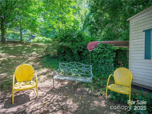 184 London Road, Asheville, NC 28803