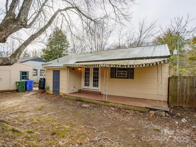 184 London Road, Asheville, NC 28803