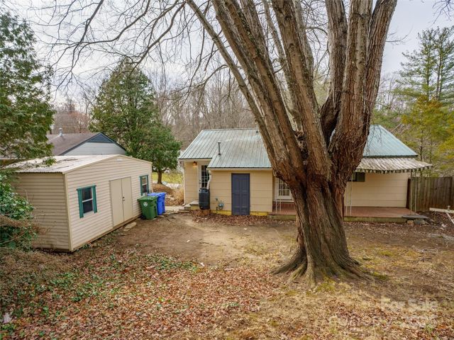 184 London Road, Asheville, NC 28803