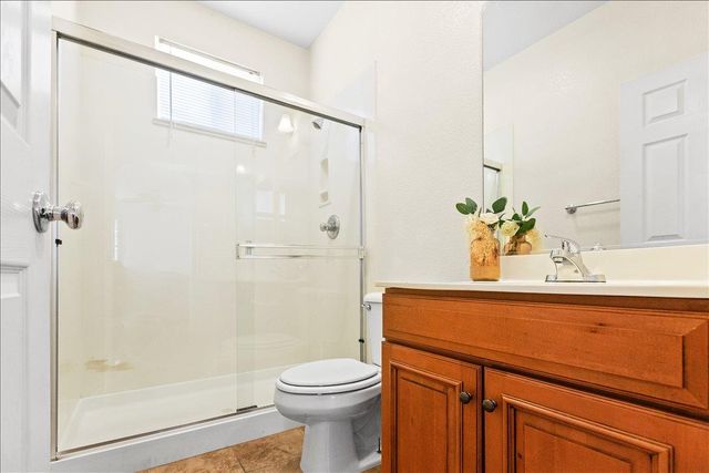 2820 Hawaiian Petrel Ave, Modesto, CA 95355