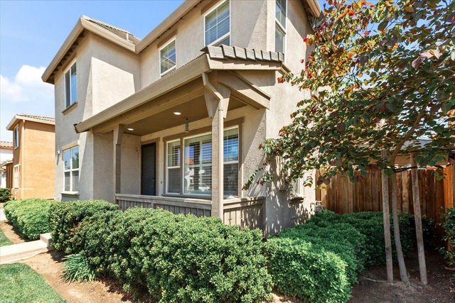 2820 Hawaiian Petrel Ave, Modesto, CA 95355