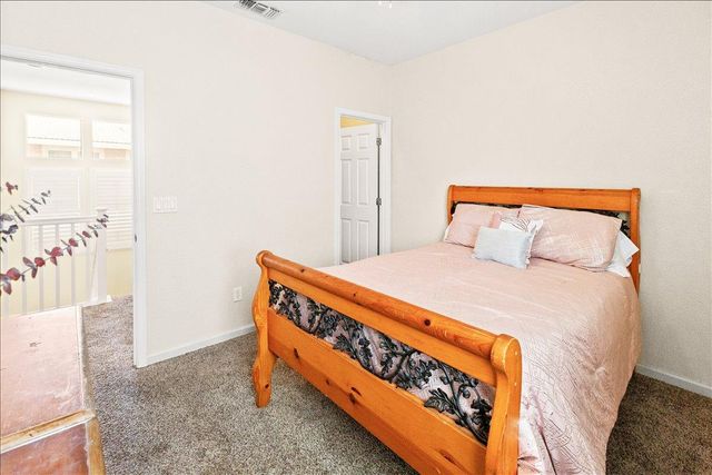 2820 Hawaiian Petrel Ave, Modesto, CA 95355