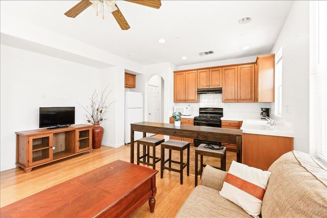 2820 Hawaiian Petrel Ave, Modesto, CA 95355