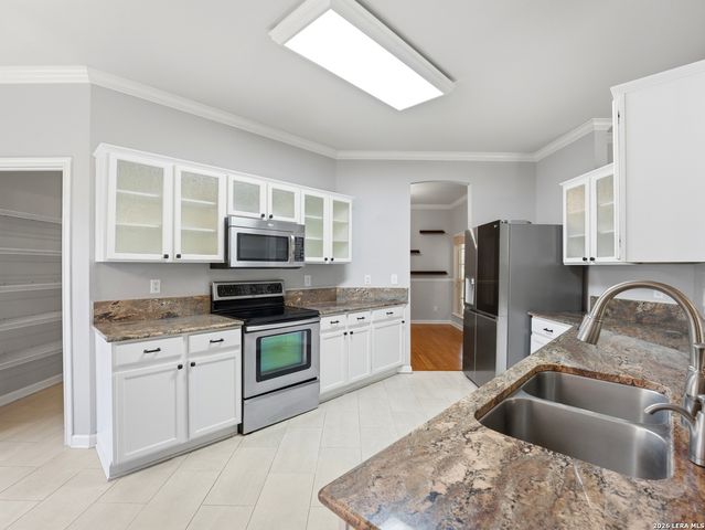 2804 BERRY TRCE, Schertz, TX 78154