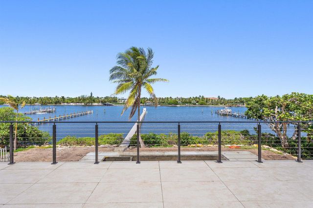 1422 SE Atlantic Drive, Lantana, FL 33462