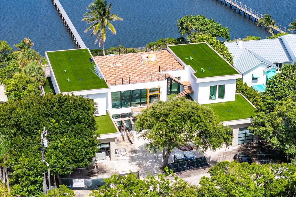1422 SE Atlantic Drive, Lantana, FL 33462