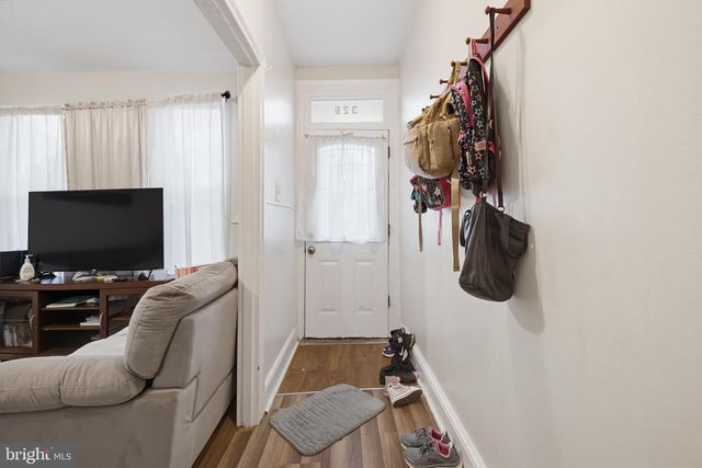 326 SMITH ST, York, PA 17401