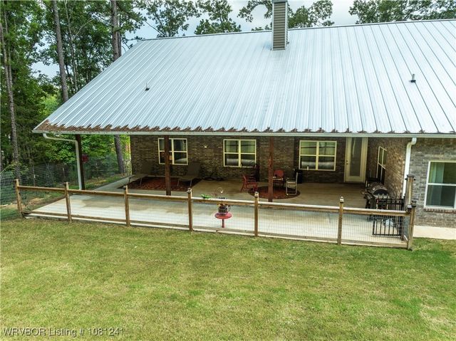 4616 Highway 215, Charleston, AR 72933