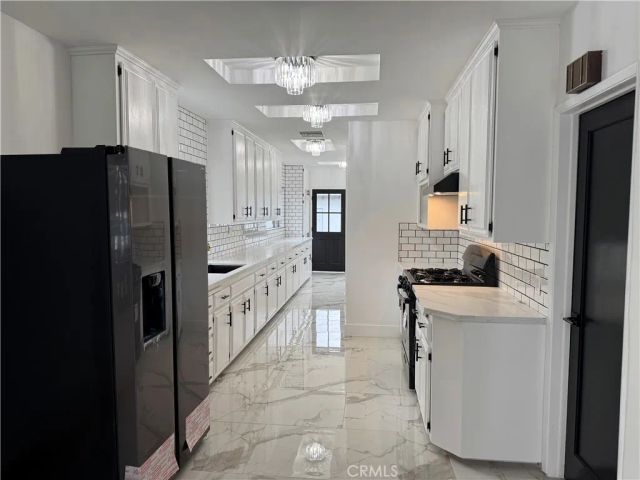 310 Alexander, San Fernando, CA 91340