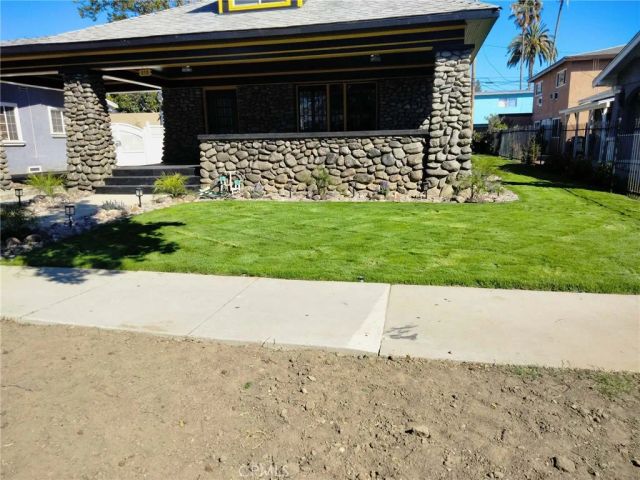 310 Alexander, San Fernando, CA 91340
