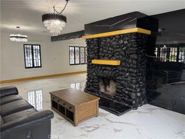 310 Alexander, San Fernando, CA 91340